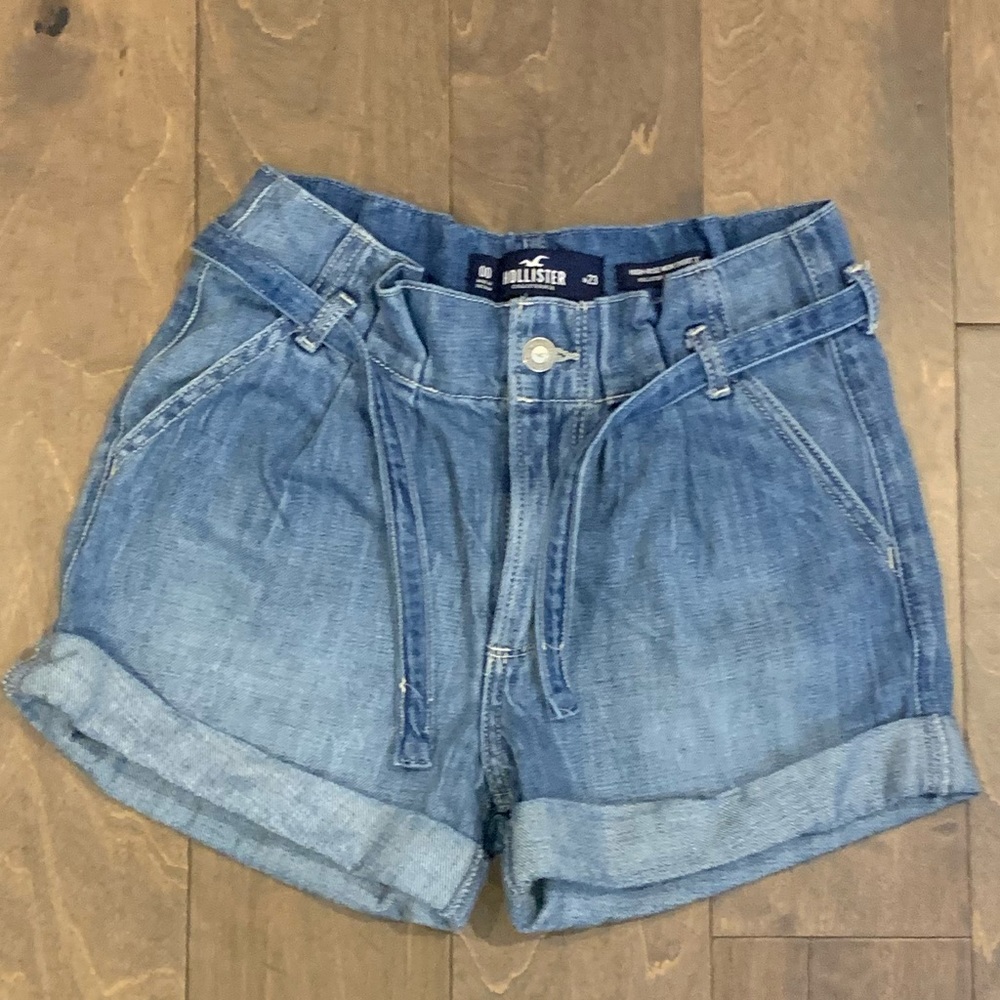 Tie Top High Rise American Eagle Mom Shorts